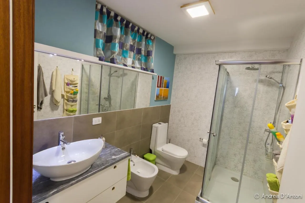Seafront Holiday House On The Mindelo Bay דירה